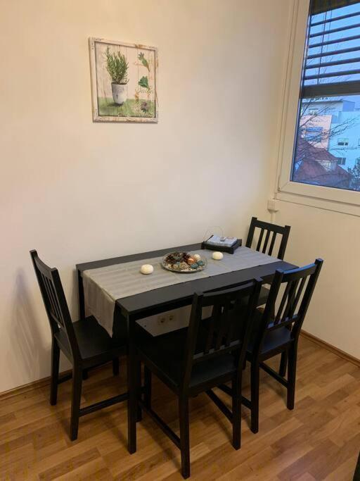 Charmante Wohnung In St. Peter. Graz Eksteriør bilde